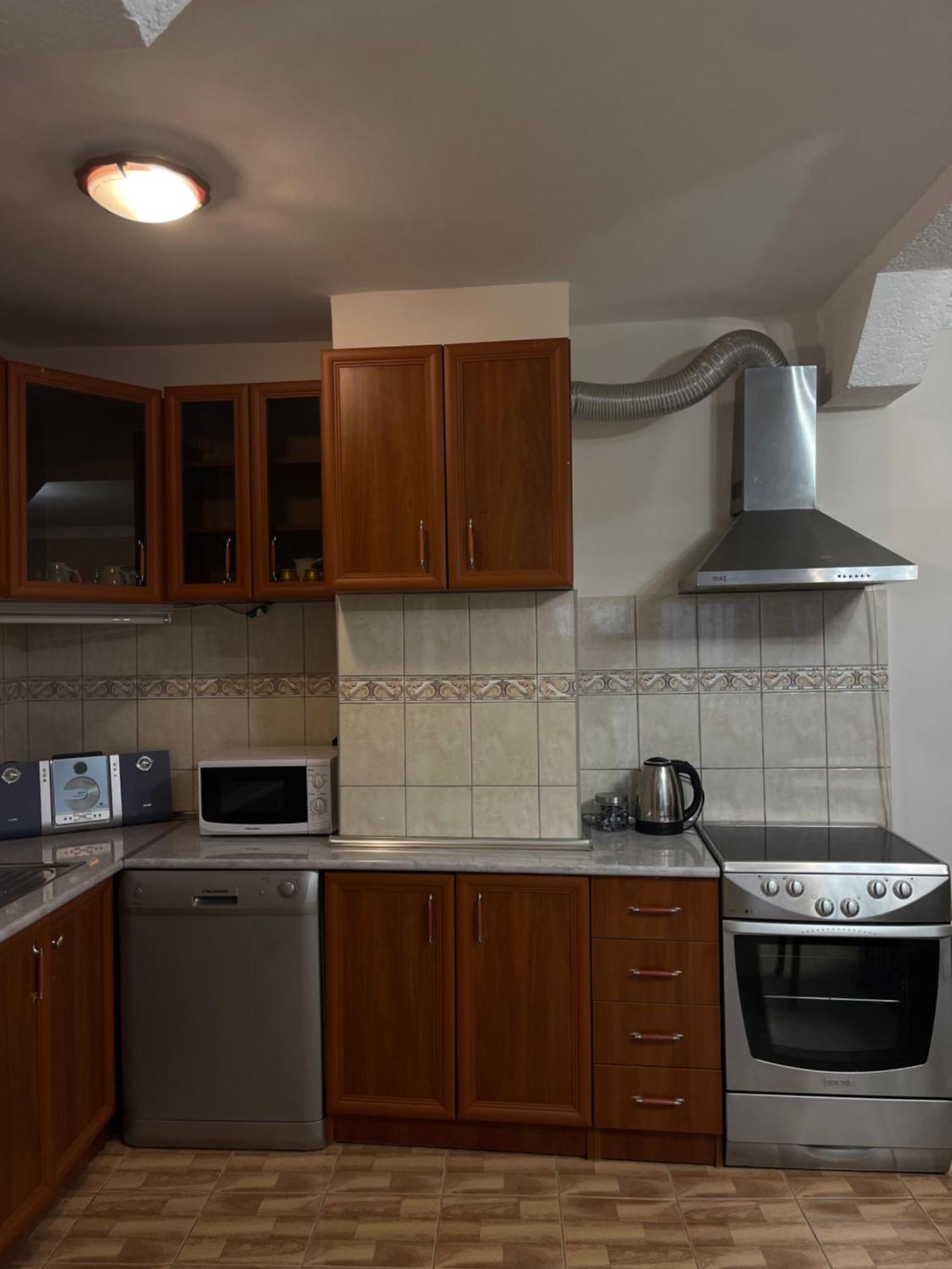 Charm Apartment *